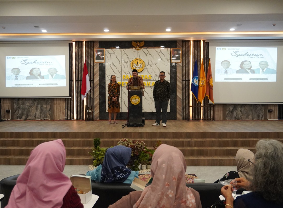 Raih Gelar Guru Besar, Tiga Profesor Melaksanakan Syukuran