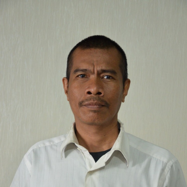 Suhartono