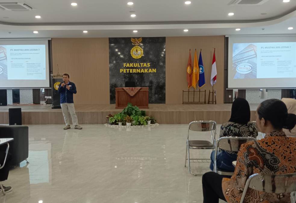 Direktur PT. Mustika Jaya Lestari Hadir, Berikan Pembekalan Calon Wisudawan/wisudawati Fapet Unsoed